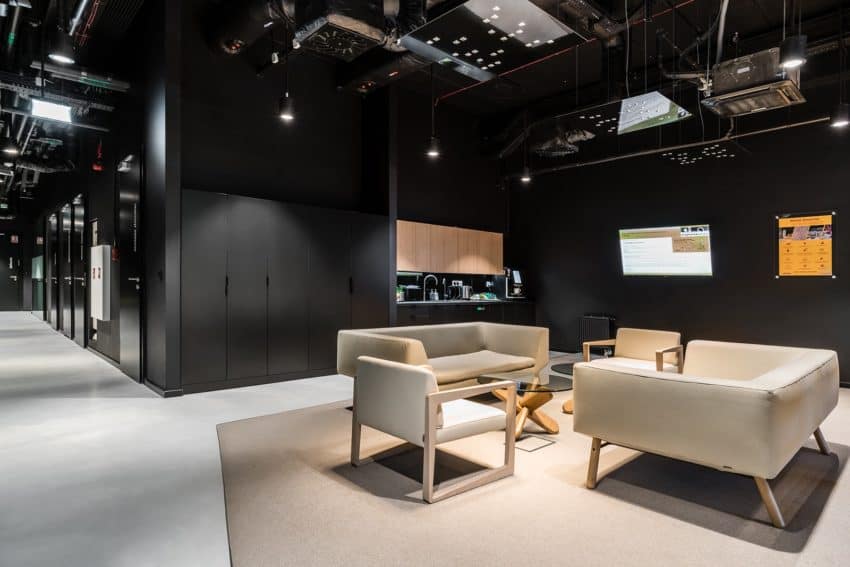 DHL Offices Warsaw – proj. The Design Group